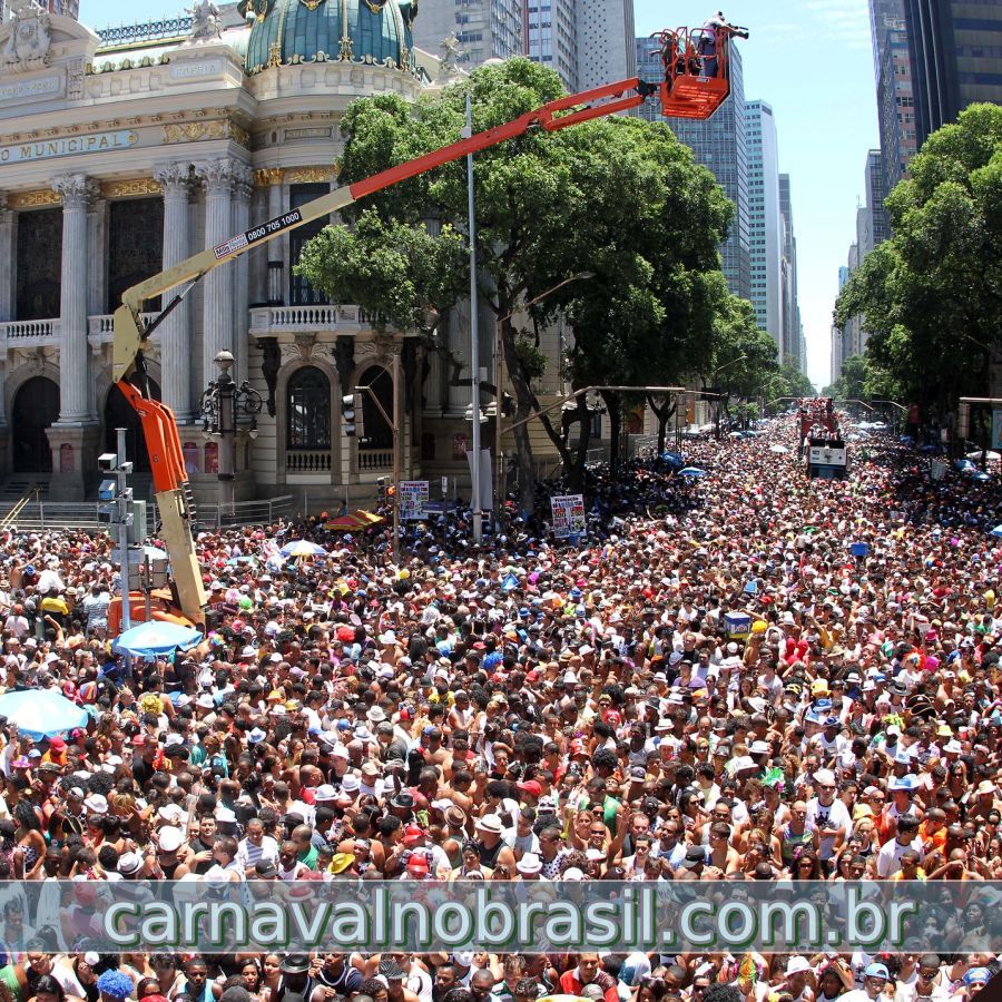 Cordão do Bola Preta - Carnaval de Rua Rio de Janeiro - Foto Fernando Maia / Riotur - sortimentos.com.br