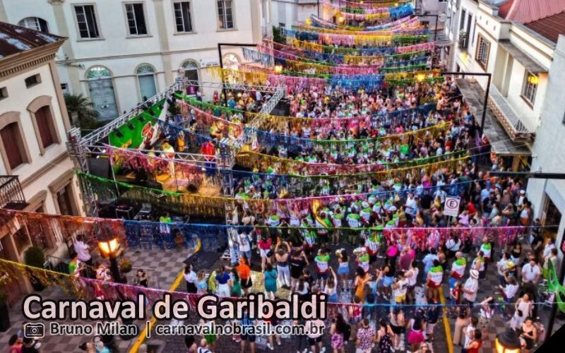 Carnaval Retrô 2026 em Garibaldi na Serra gaúcha