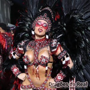 Desfile da Dragões da Real no Carnaval 2026 de São Paulo