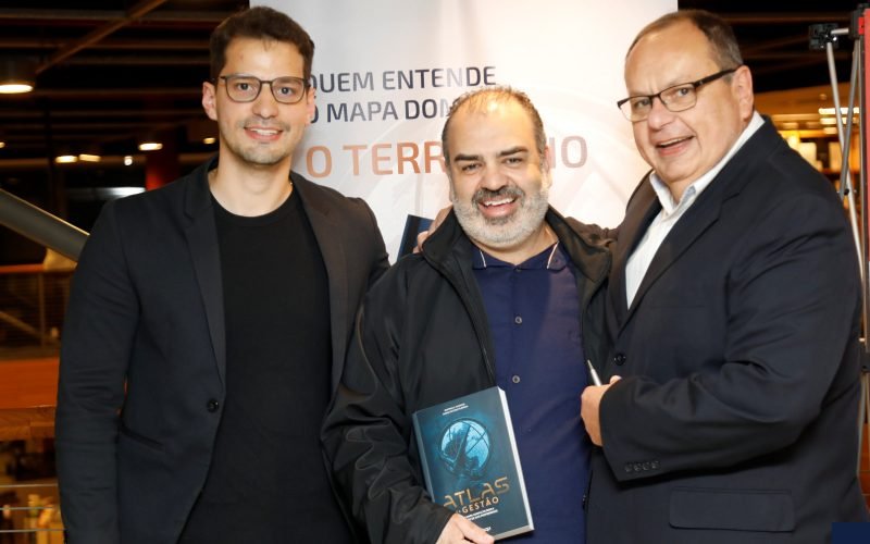 Lançamento do livro Atlas da Gestão de Bertran Filomena e Biagio Filomena