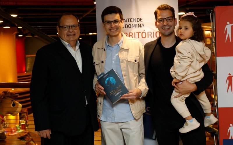 Lançamento do livro Atlas da Gestão de Bertran Filomena e Biagio Filomena