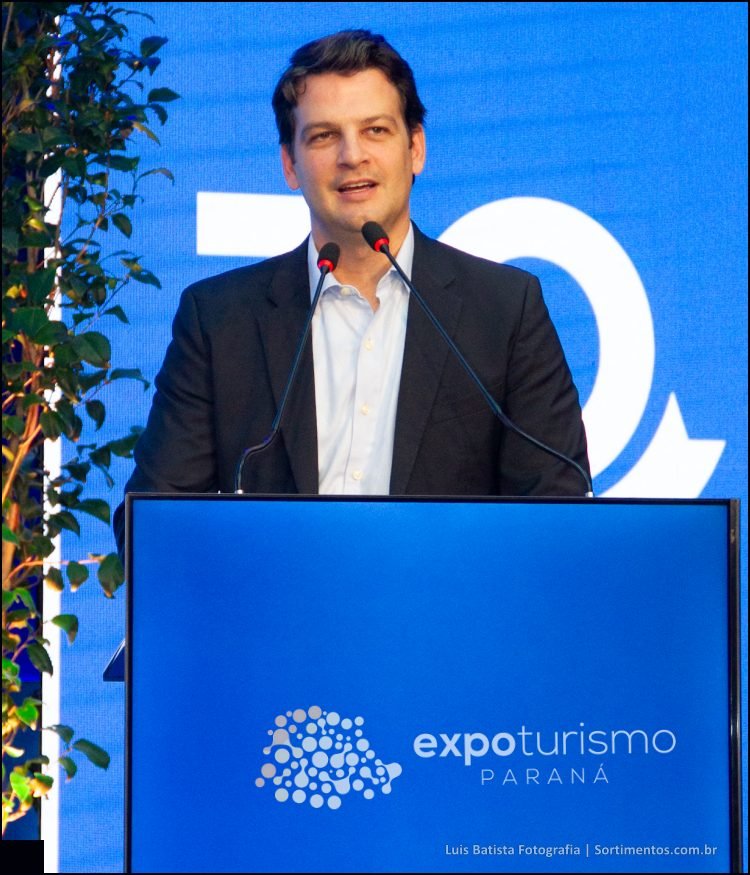 Prefeito de Curitiba, Eduardo Pimentel, na Expo Turismo Paraná 2026
