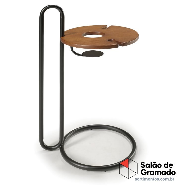 Salão de Gramado - Ativa Móveis - Mesa lateral Vinea