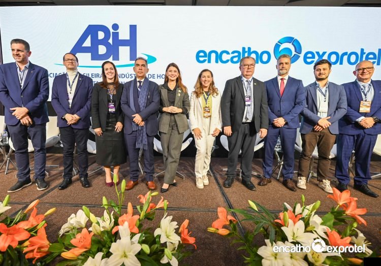 Autoridades-no-Encatho-e-Exprotel Autoridades-no-Encatho-e-Exprotel 37º Encatho & Exprotel 2026 inicia em clima de otimismo